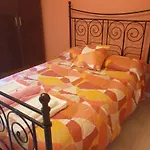 Daire Flores Home, Boho Chic Style & Urban Comfort Navigli, Bocconi, Centro Milano