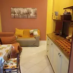 Flores Home, Boho Chic Style & Urban Comfort Navigli, Bocconi, Centro Daire *