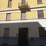 Flores Home, Boho Chic Style & Urban Comfort Navigli, Bocconi, Centro