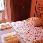 Flores Home, Boho Chic Style & Urban Comfort Navigli, Bocconi, Centro Daire