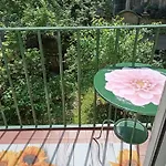 Flores Home, Boho Chic Style & Urban Comfort Navigli, Bocconi, Centro Daire *