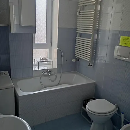 아파트 Flores Home, Boho Chic Style & Urban Comfort Navigli, Bocconi, Centro