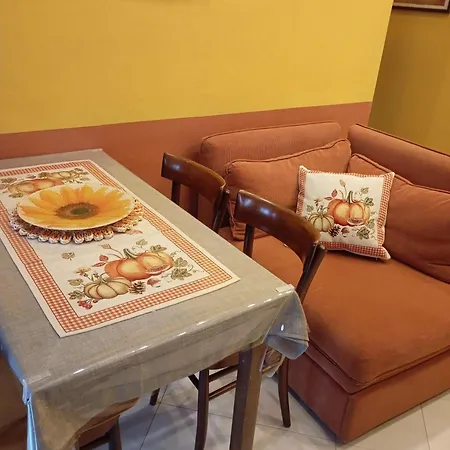 아파트 Flores Home, Boho Chic Style & Urban Comfort Navigli, Bocconi, Centro 밀라노
