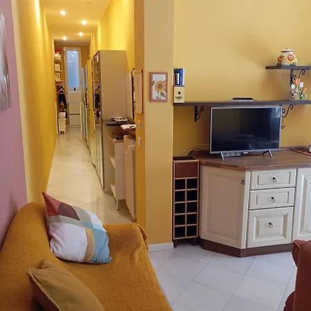 Flores Home, Boho Chic Style & Urban Comfort Navigli, Bocconi, Centro * 밀라노