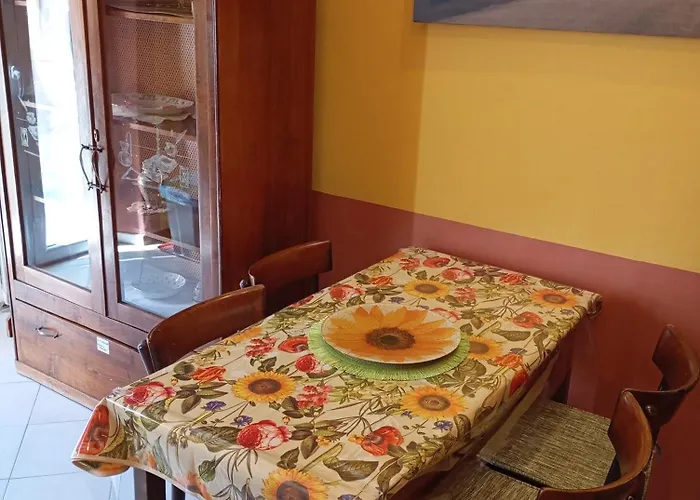 Flores Home, Boho Chic Style & Urban Comfort Navigli, Bocconi, Centro Milano