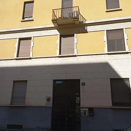 Flores Home, Vintage & Comfort Near Center, Navigli, Bocconi